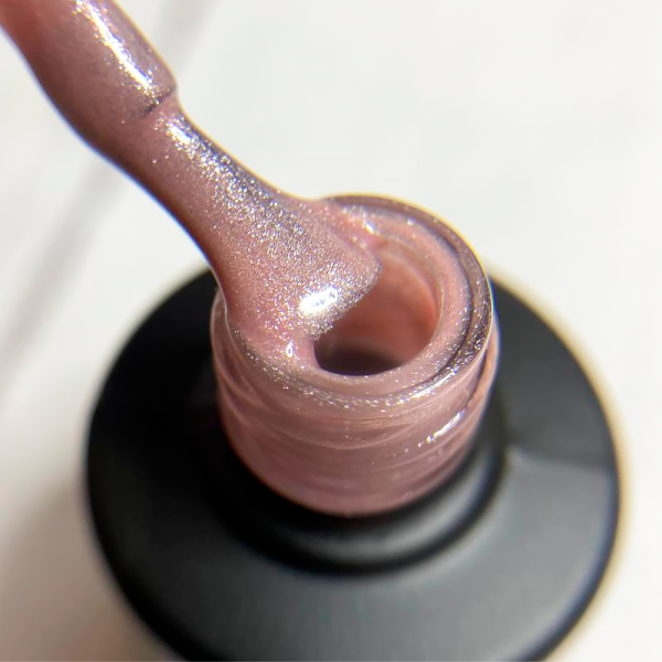 Гель-лак котяче око SAGA Professional Glow Cat №03, рожево-бежевий, 10 мл