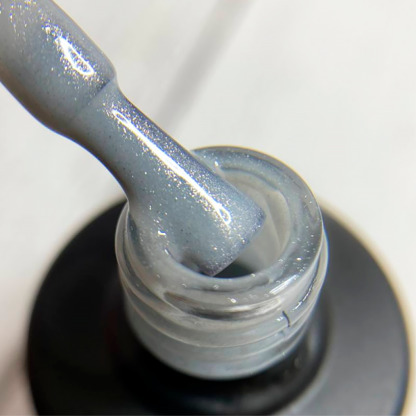 Гель-лак котяче око SAGA Professional Glow Cat №08, світле сріблясте, 10 мл