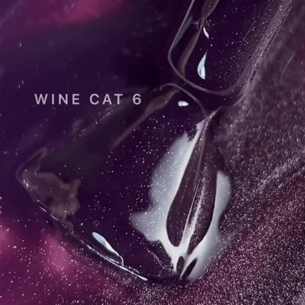 Гель-лак кошачий глаз SAGA Professional Wine Cat №06, баклажановый, 10 мл