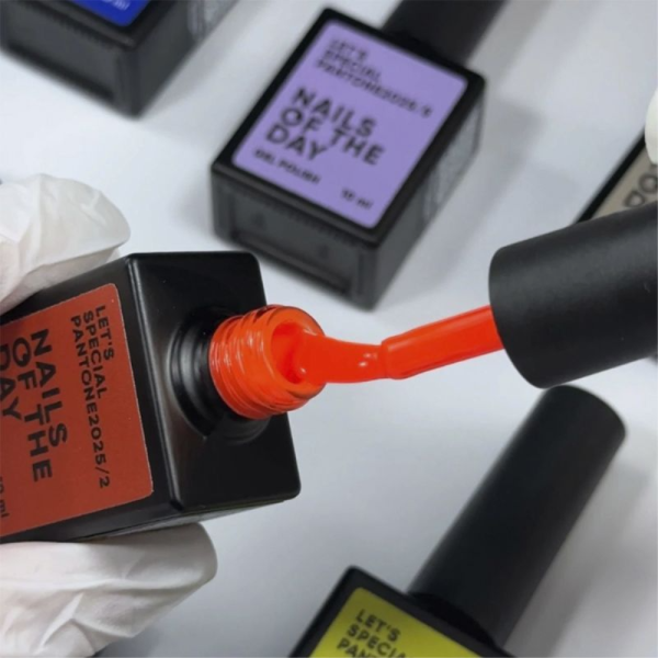 Гель-лак, в один шар NAILSOFTHEDAY Let’s Special Pantone2025 № 02, неоновий помаранчевий, 10 мл