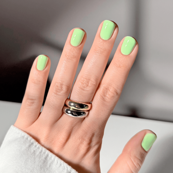 Гель-лак DARK Gel Polish №147, салатовый, 6 мл