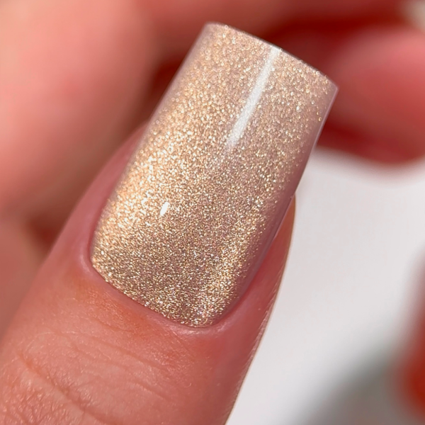 Гель-лак кошачий глаз GEMELY Cat Color №022, шампань, 6 мл