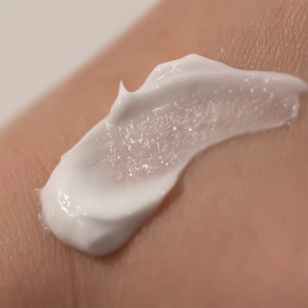 Лосьон для тела LUNA Cherry Body Lotion, спелая вишня, 300 мл