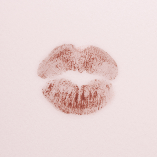 Помада оксамитова матова ZOLA Velour Lip Souffle 04 Nude Haze, нюдовий туман