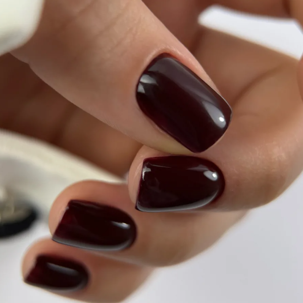 Гель-лак GEMELY Max Color №011, темно-червоне вино, 6 мл