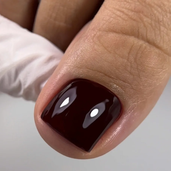 Гель-лак GEMELY Max Color №011, темно-червоне вино, 6 мл