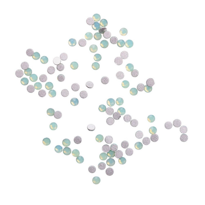 Стразы для ногтей Komilfo Green Opal (размер 4), 100 шт
