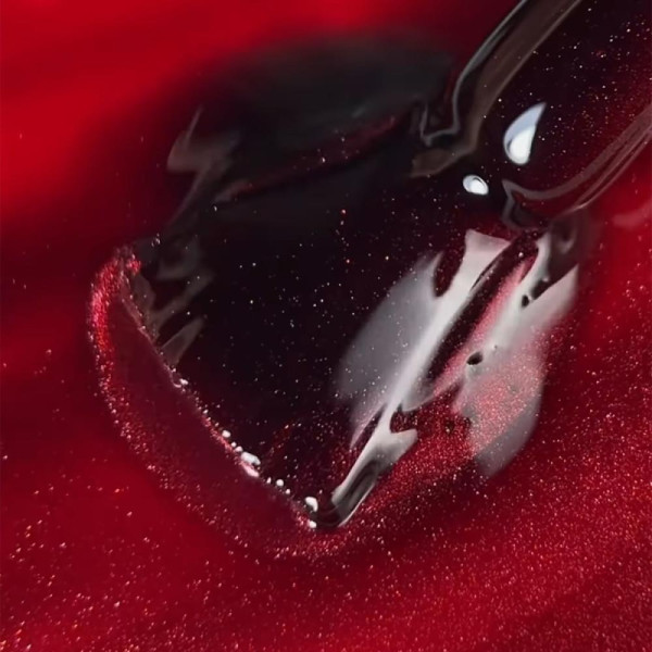 Гель-лак котяче око SAGA Professional Wine Cat №03, червоний, 10 мл
