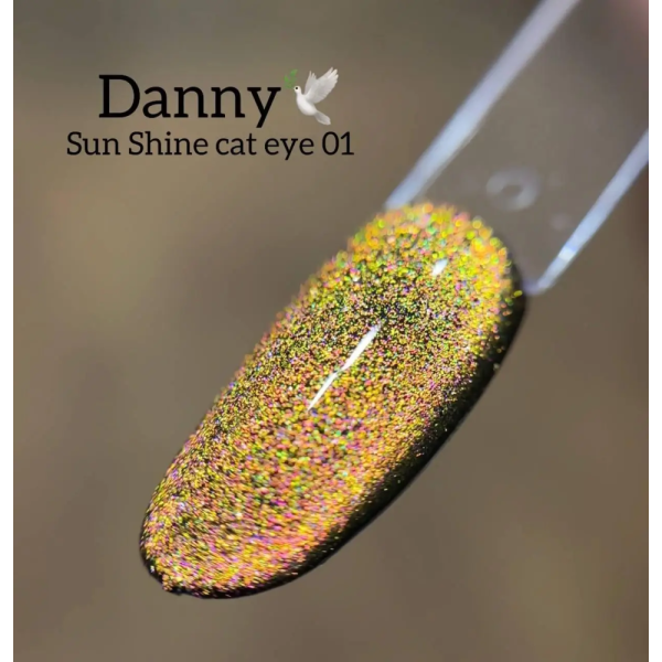 Гель-лак котяче око DANNY Sunshine Cat Eye №01, прозорий із золотистими блискітками, 12 мл