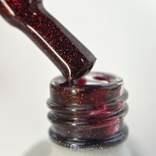 Гель-лак SAGA Professional Love Red №02, рубиновый с мелкими блестками, 10 мл