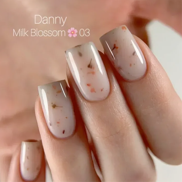 DANNY Milk Blossom Gel №03 - конструюючий гель, персиковий із сухоцвітами, 15 мл
