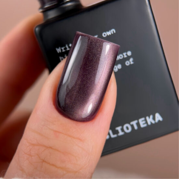 Гель-лак котяче око Biblioteka Cat Eye №08 Plum Glow, сливовий, 10 мл