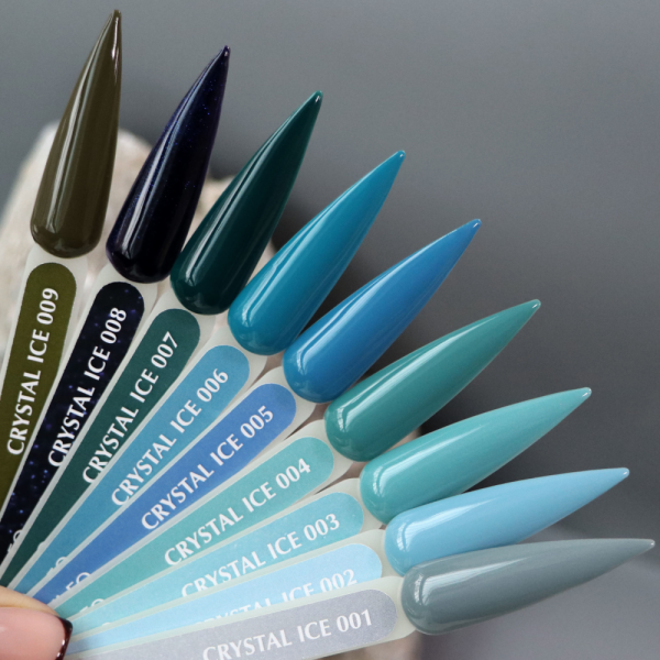 Гель-лак Komilfo Crystal Ice №001, серо-голубой с шиммером, 8 мл