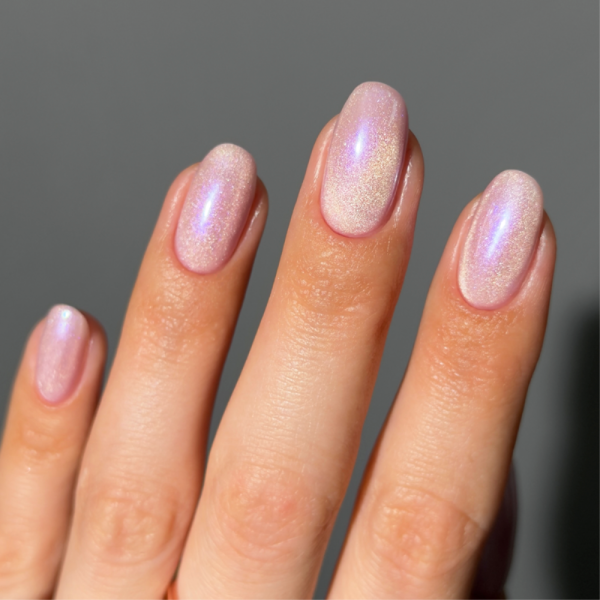 Гель-лак котяче око DARK Gel Polish Cat Eye №37, рожевий з фіолетовим відливом, 6 мл