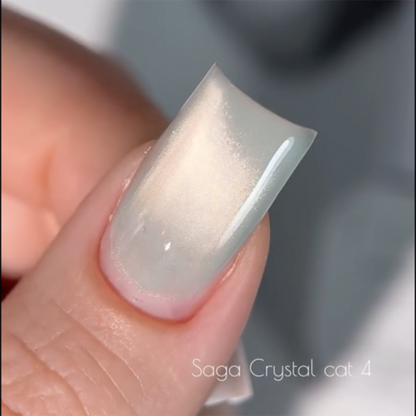 Гель-лак котяче око SAGA Professional Crystal Cat №04, срібно-м'ятний, 10 мл