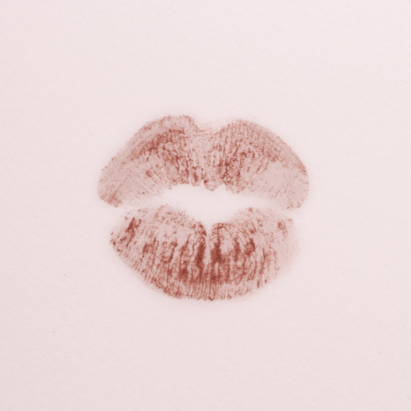 Помада оксамитова матова ZOLA Velour Lip Souffle 05 Cozy Pink, теплий рожевий
