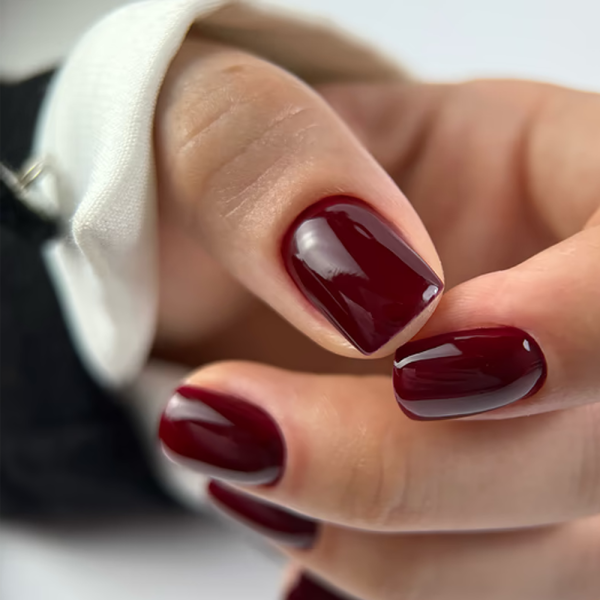 Гель-лак GEMELY Max Color №012, темно-рубиновый, 6 мл